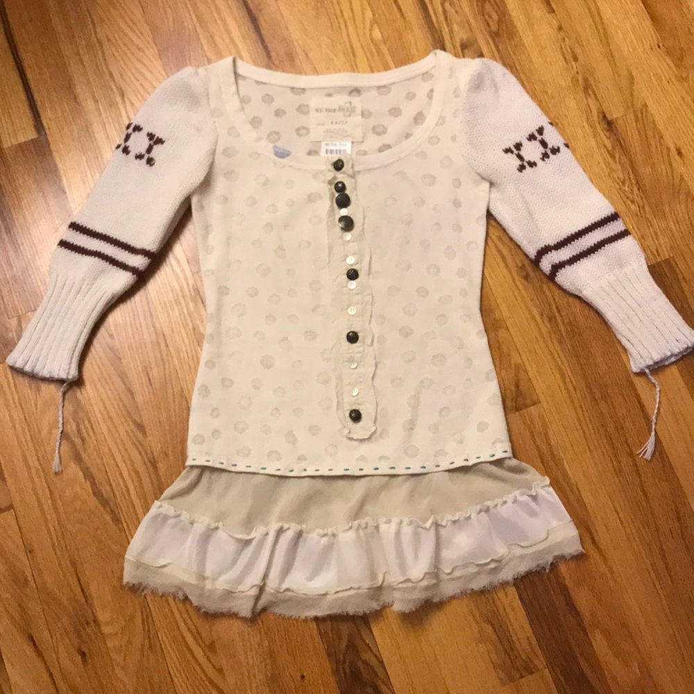 Free People XS Sweater Top with unique stitching